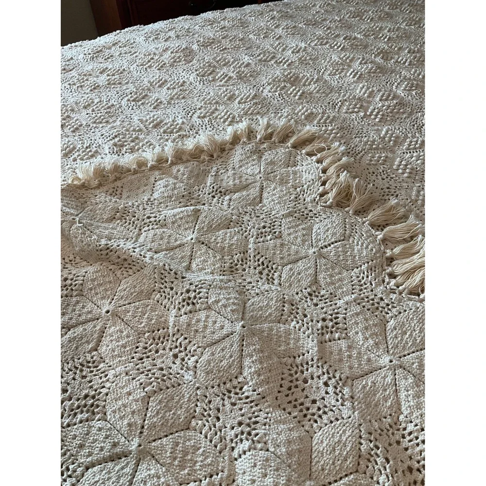 Antique Handmade Crochet Bedspread Cover Popcorn Star Motif Cottagecore Heirloom